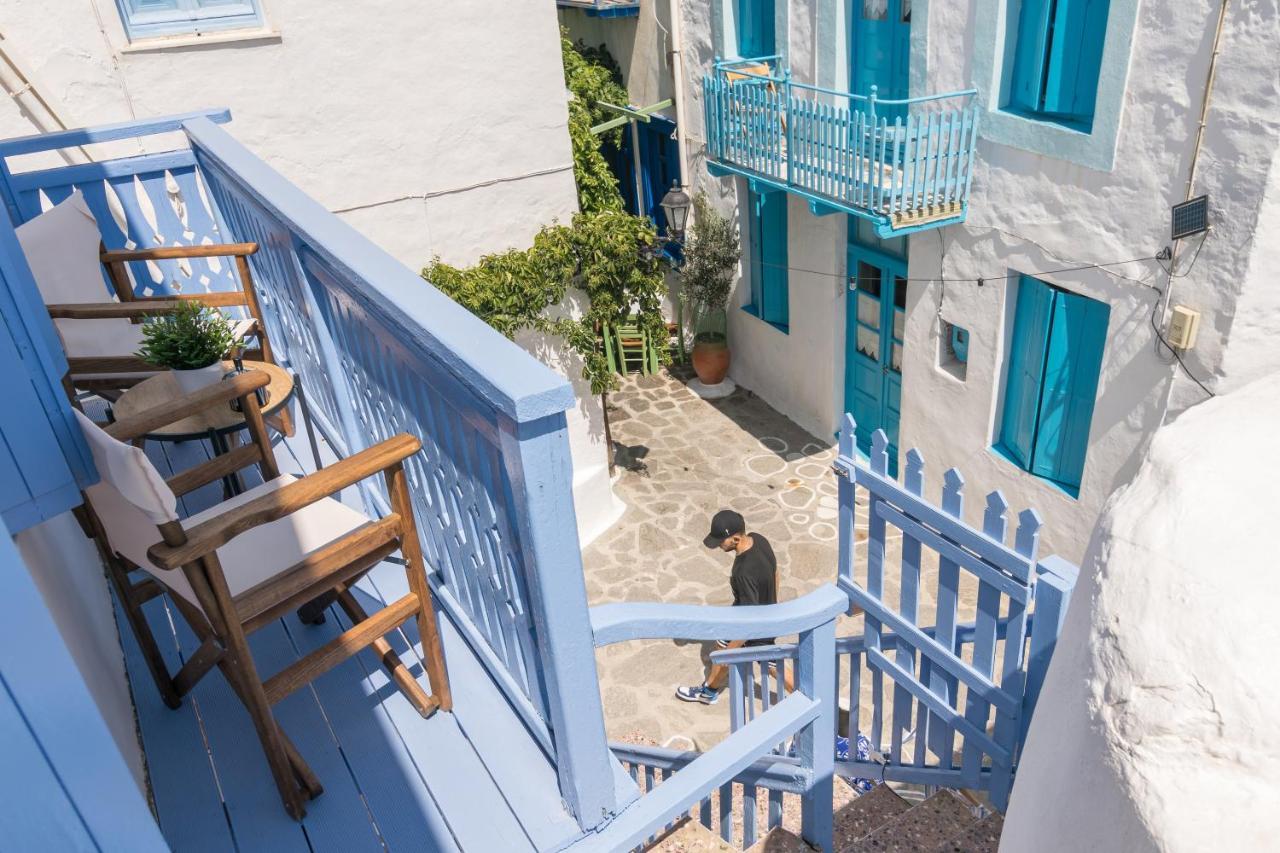 Blue Sky In Plaka Holiday home *